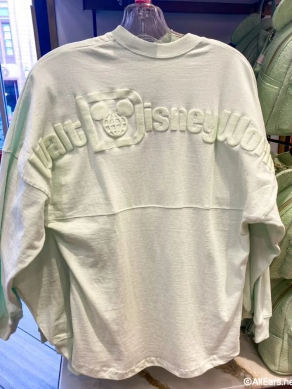 Disney world Light Mint Embossed Logo spirit jersey mint medium